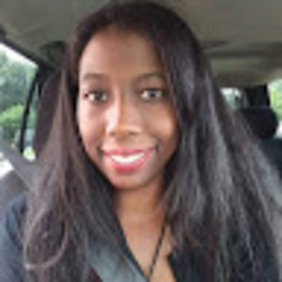 Meet your Posher, Altisha - Picture 2 of 4